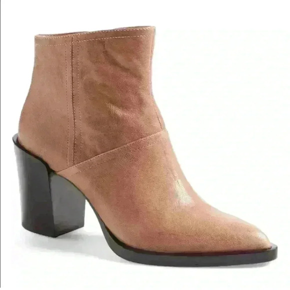 DEREK LAM 10 CROSBY Raine Bootie in Taupe Sz. 9 - Picture 1 of 13
